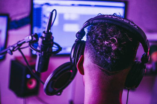 Demystifying EDM Vocal Licenses: Exclusive vs. Non-Exclusive